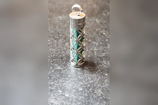 Duftkette aus Edelstahl, Motiv Kreise Türkis