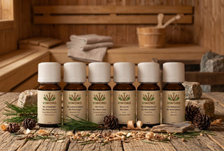 Set Nadeloele aus Suedtirol von Viworo, sechs Flaschen zu 10 ml in einer Sauna